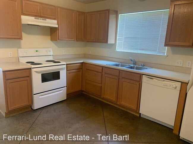 Foto del edificio - 2 br, 1 bath House - 634 9th St #104