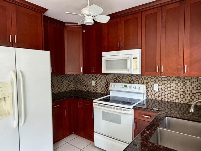 Photo - 1412 NE 14th Pl House