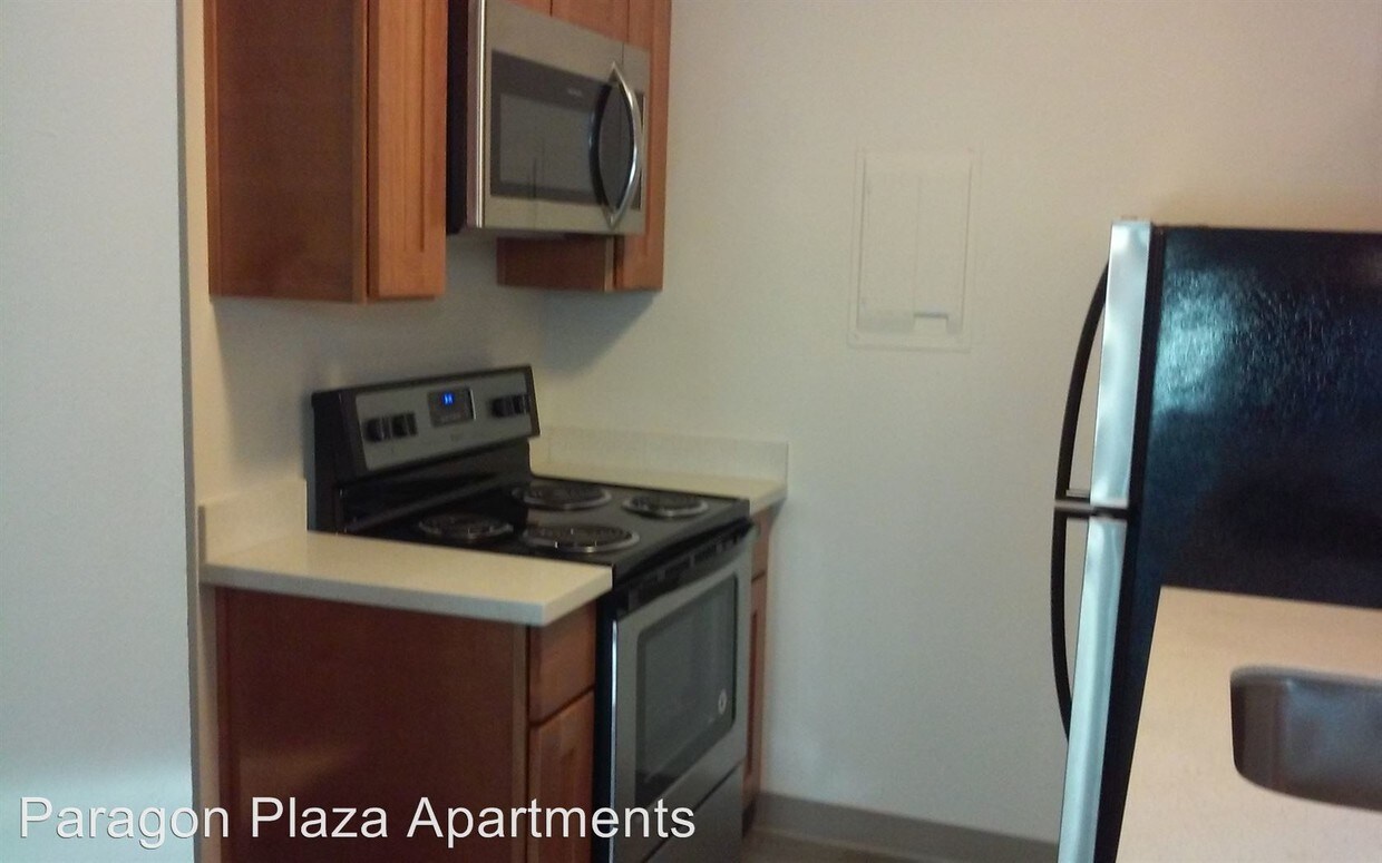 Foto principal - 10317 NE Hoyt St