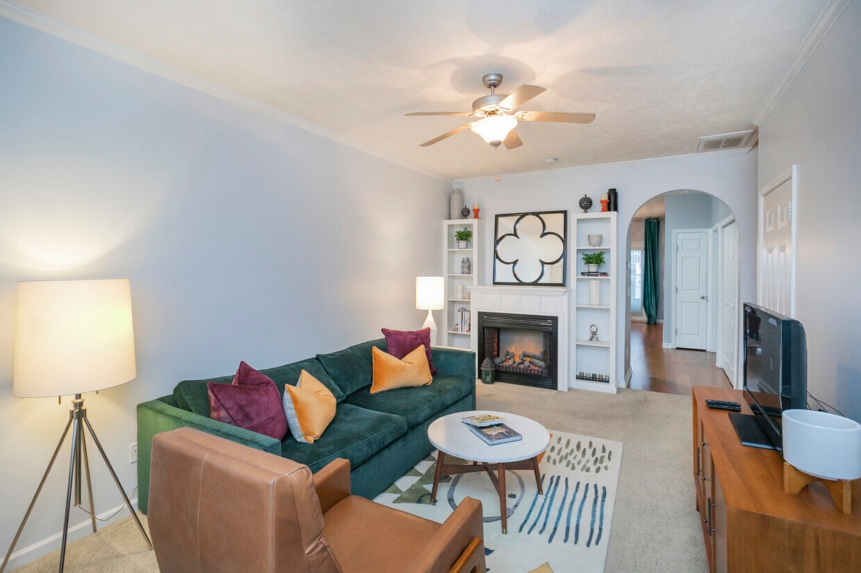 Foto principal - 712 Spence Enclave Ln