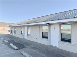 Primary Photo - 700 Davis St