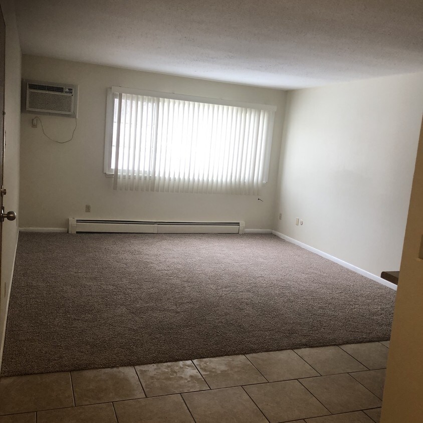 Foto principal - 600 E Emmett St
