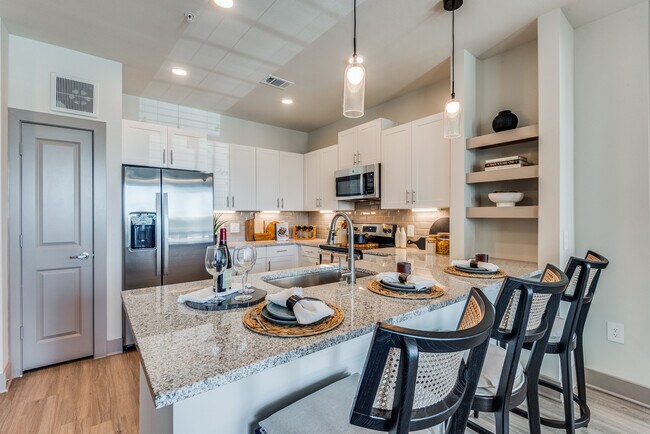 Foto del edificio - Birchstone Cedar Ridge