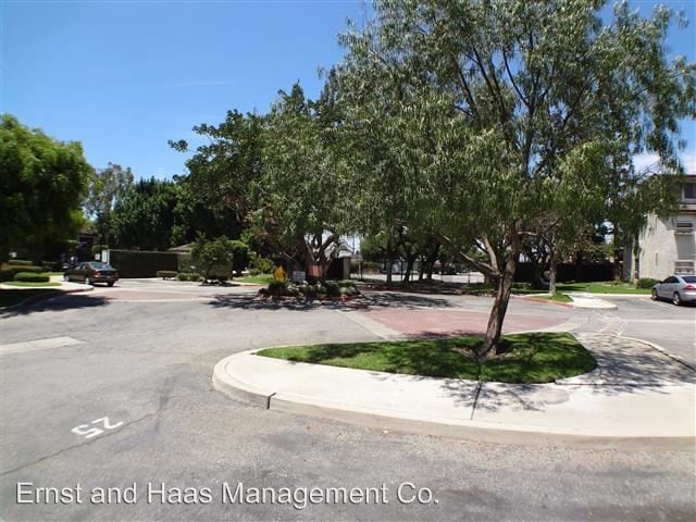 Building Photo - 2 br, 2 bath House - 6822 Alondra Blvd. #34