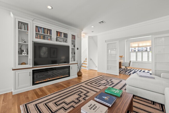 Foto del edificio - 35 Moorland Dr