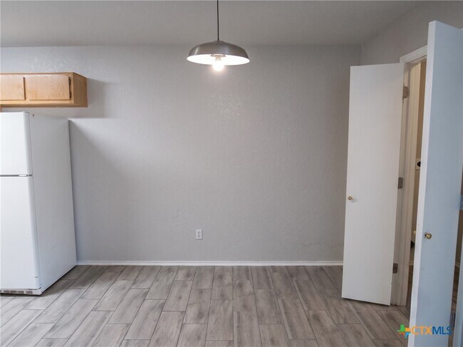 Foto del edificio - 2704 Edgefield St