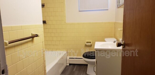 Foto del edificio - 75 Spring St - Unit 2