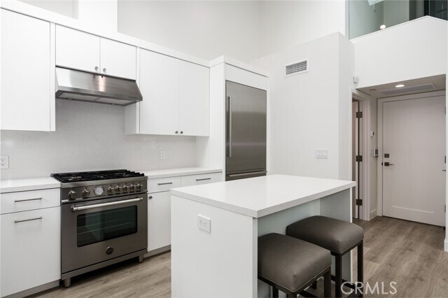 Foto del edificio - 476 Morning Canyon Rd