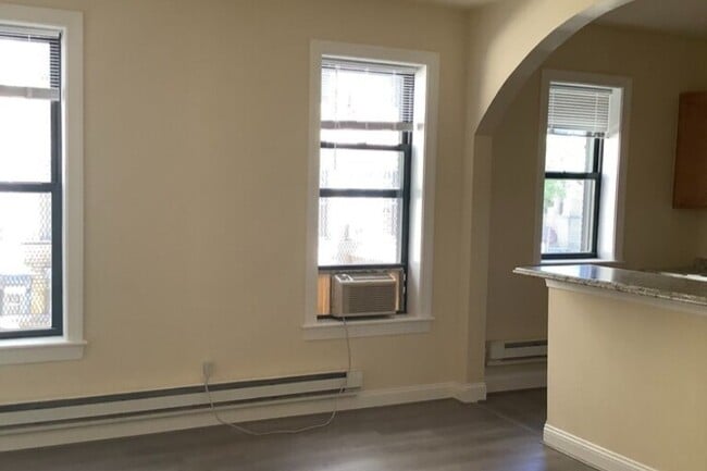 Building Photo - 1627 Lamont St NW
