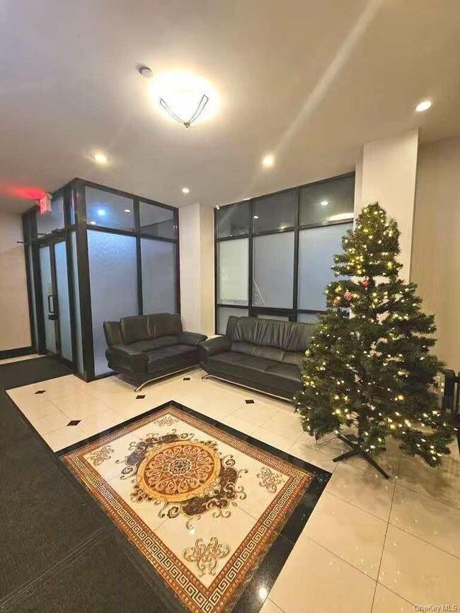 Building Photo - 71-66 Parsons Blvd