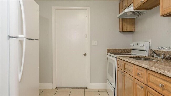 Foto del edificio - 9416 Greystone Rd