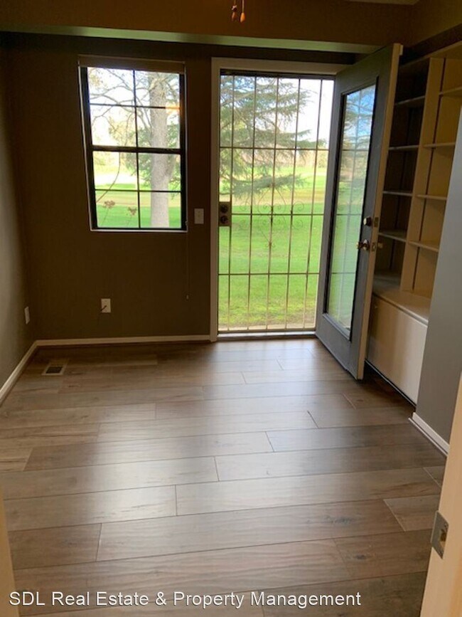 Foto del edificio - 2 br, 2 bath House - 7435 Fairway Two Aven...