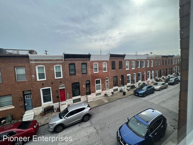 Foto del edificio - 2 br, 1.5 bath House - 102 South Curley St