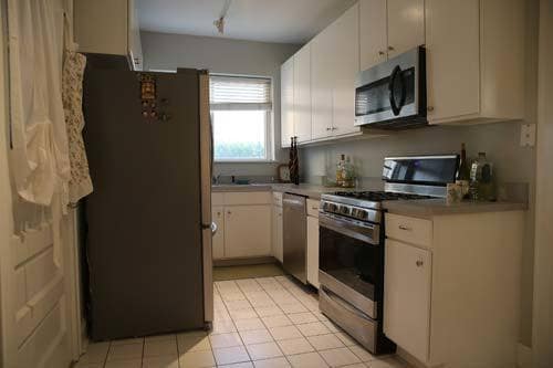 Building Photo - 545 W Eugenie St