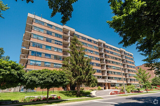 Building Photo - Caravel