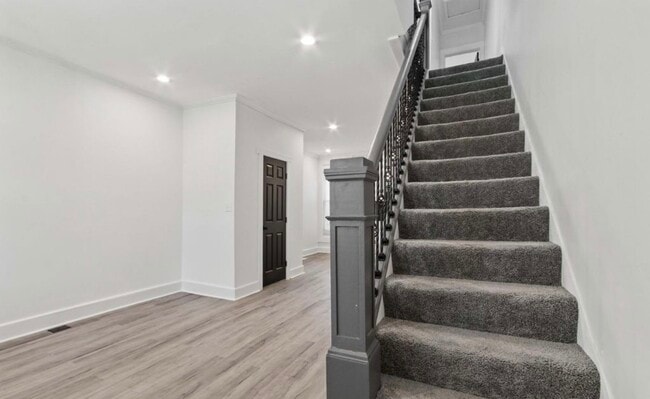 Foto del edificio - 2582 Edmondson Ave