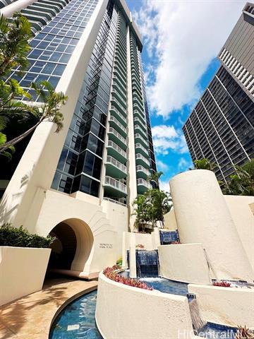 Building Photo - 1212 Nuuanu Ave