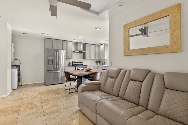 Foto del edificio - 4 Bedroom Flagstaff Rental