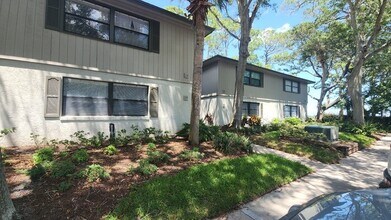 Building Photo - 27 Veronese Ct