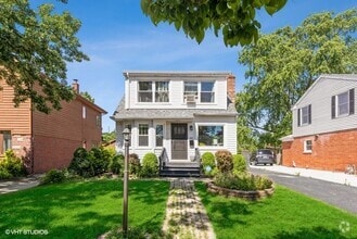Building Photo - 1112 Potter Rd