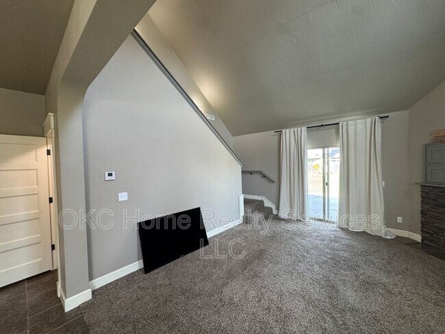 Foto del edificio - 921 SW 16th St