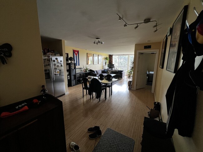 Foto del edificio - 2266 Grand Ave