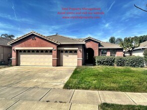 Building Photo - 3206 W Vine Ave