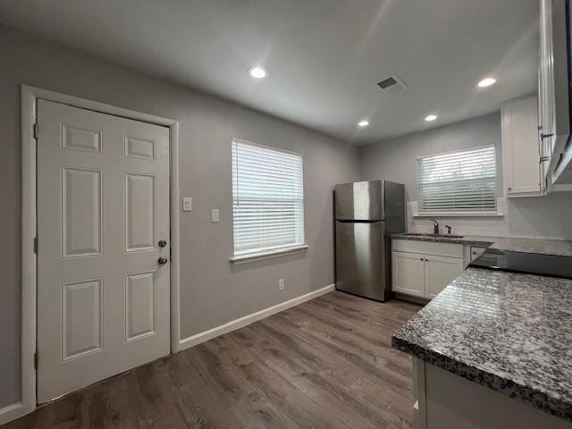 Foto del edificio - 304 N Oak St