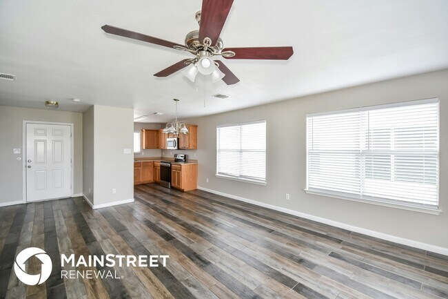 Foto del edificio - 10 4th St W