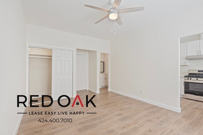 Building Photo - 207 S Berendo St