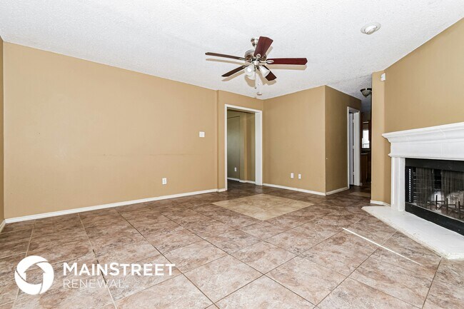Foto del edificio - 4812 W Creek Rd