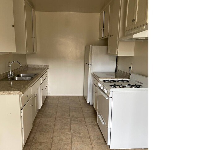 Foto del edificio - 839-845 Glenway Drive