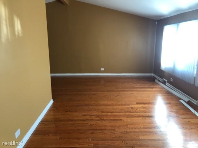 Building Photo - 3 br, 2 bath House - 1204 E. 151st Street