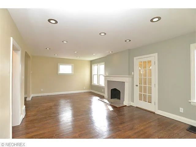 Foto del edificio - 3599 Grosvenor Rd