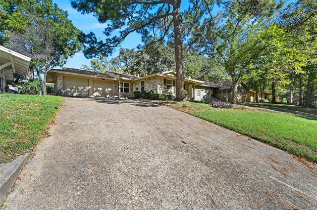 Primary Photo - 2209 Normandy Dr