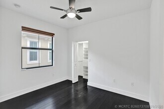 Building Photo - 12662 NW 32nd Pl