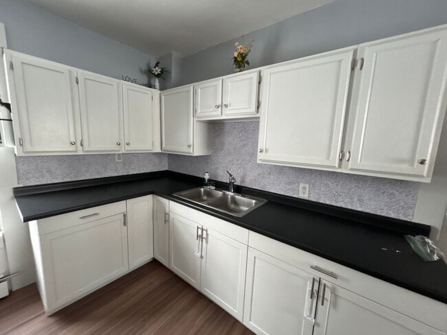 Foto del edificio - 96 School St