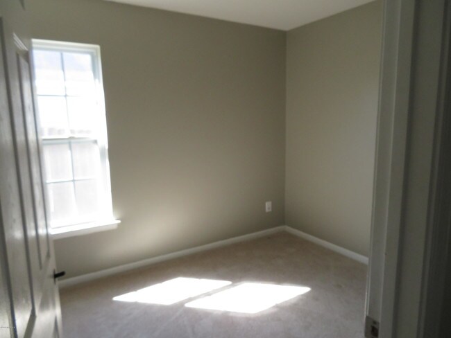 Building Photo - 508 Mattocks Ave