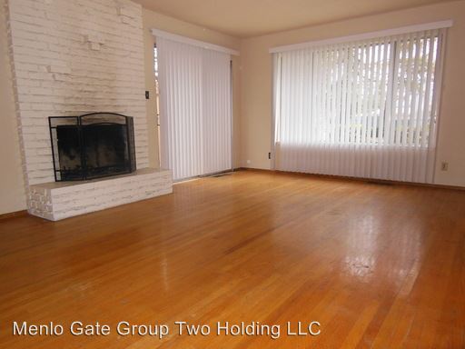 Building Photo - 318 Elwood St