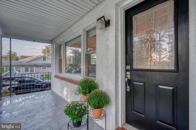 Building Photo - 209 Meadow Rd