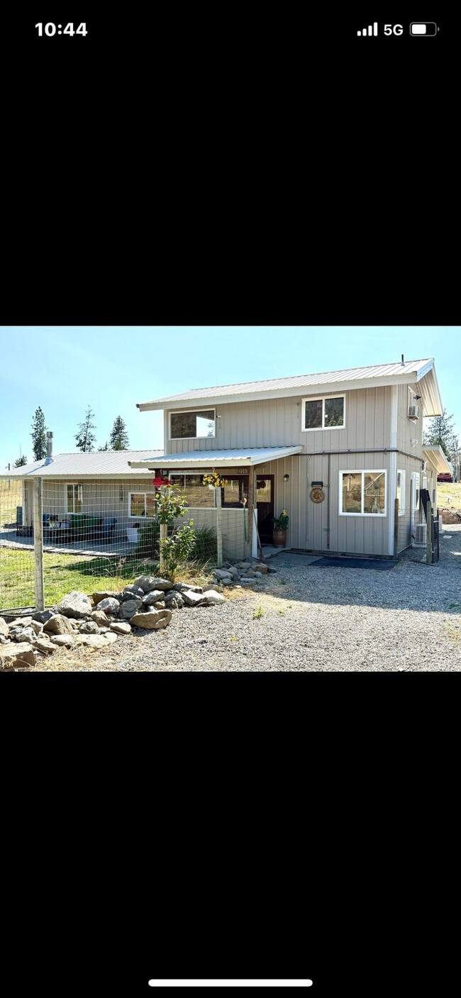 Building Photo - 3305 Bradeen Rd