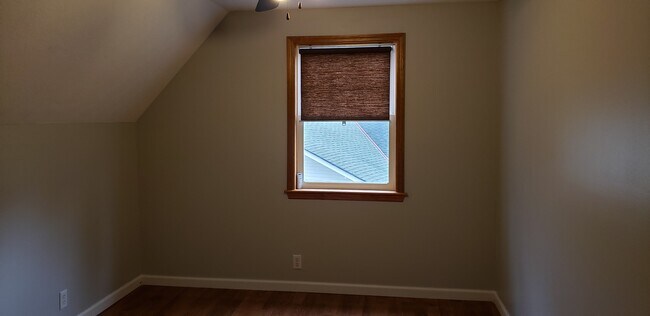 Dormitorio 1 - 6366 S Old 3C Hwy