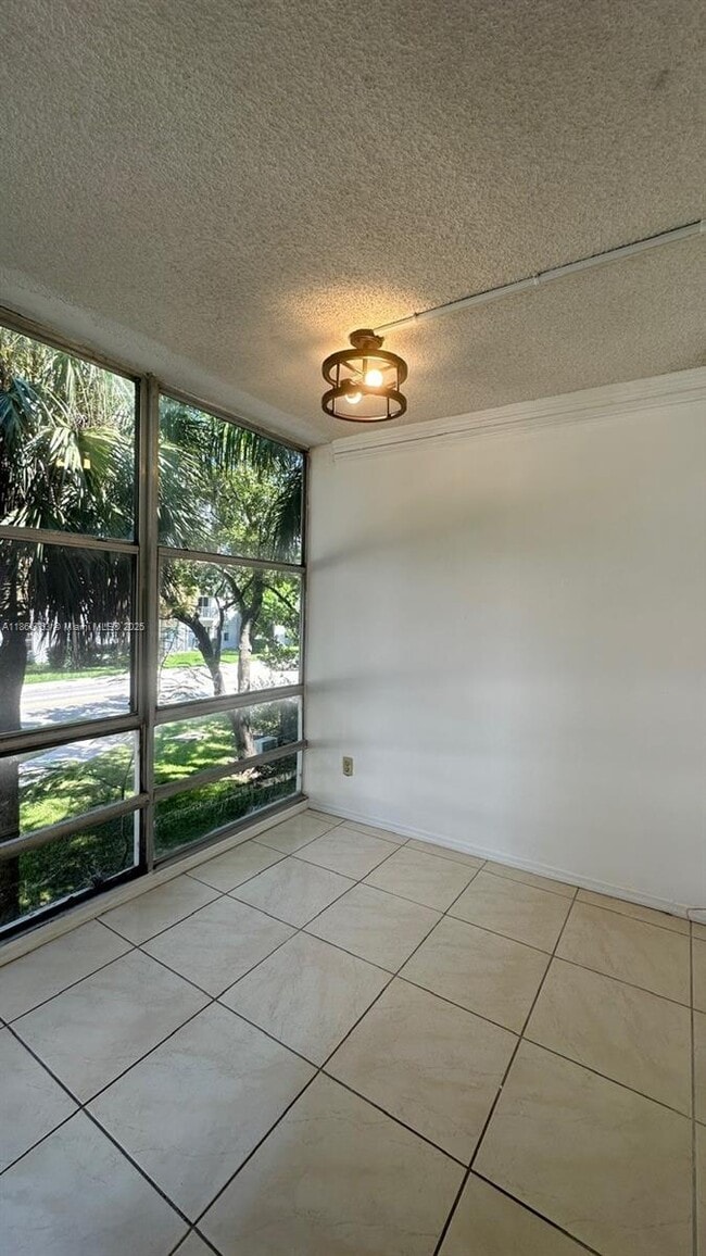 Building Photo - 210 172nd St