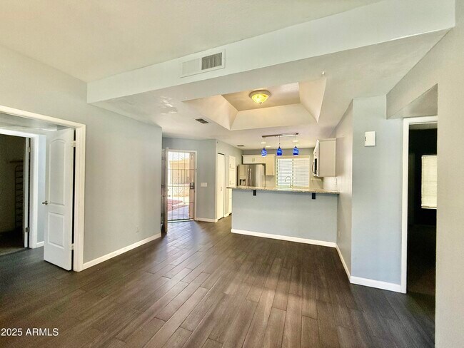 Foto del edificio - 11666 N 28th Dr