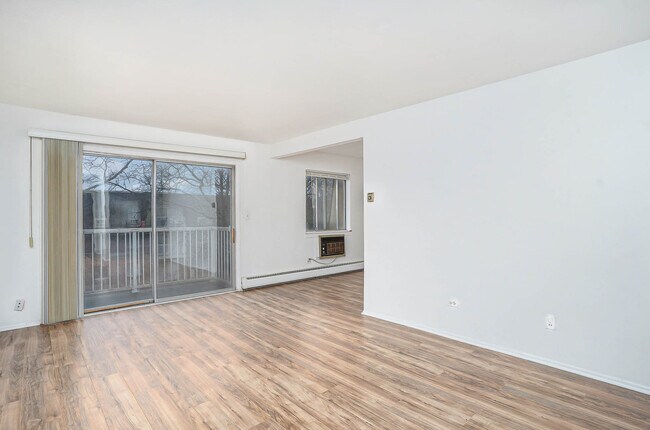 Building Photo - 6 Villa Verde Dr