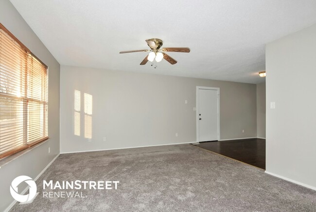 Building Photo - 905 Boone Terrace Dr