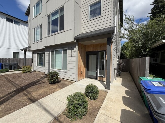 Foto del edificio - 5575 NE Killingsworth St