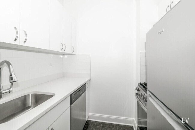 Foto del edificio - 235 W 22nd St