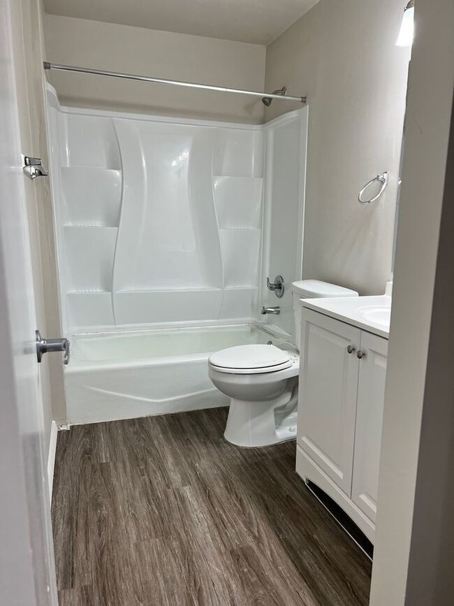 Foto del edificio - 1181 Abbey Lane D8 Chesterton, IN 46304