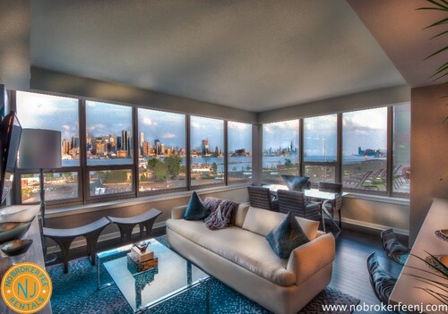 Foto principal - 1410 Harbor Blvd